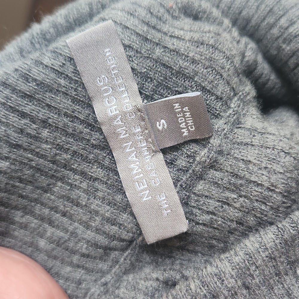 Neiman Marcus cashmere gray